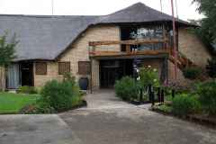 Nitro-Safaris-Lodge10